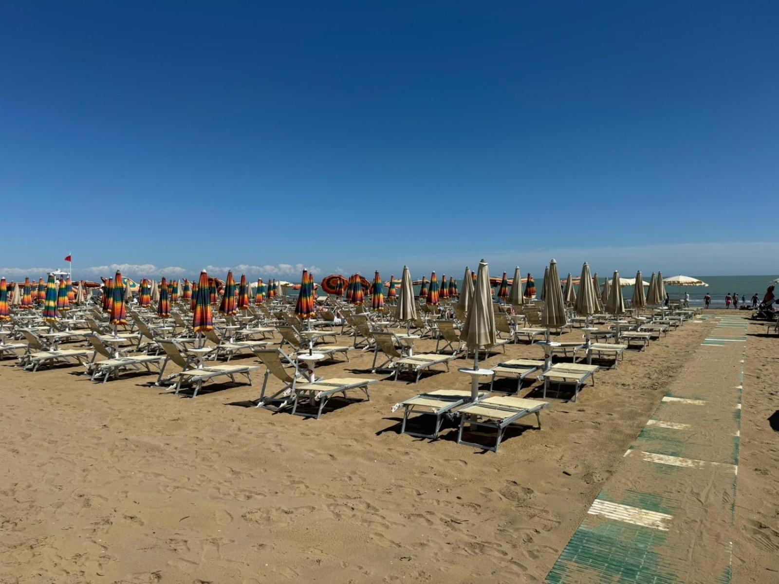 Foscolo Sunset House Apartment Lido di Jesolo Luaran gambar