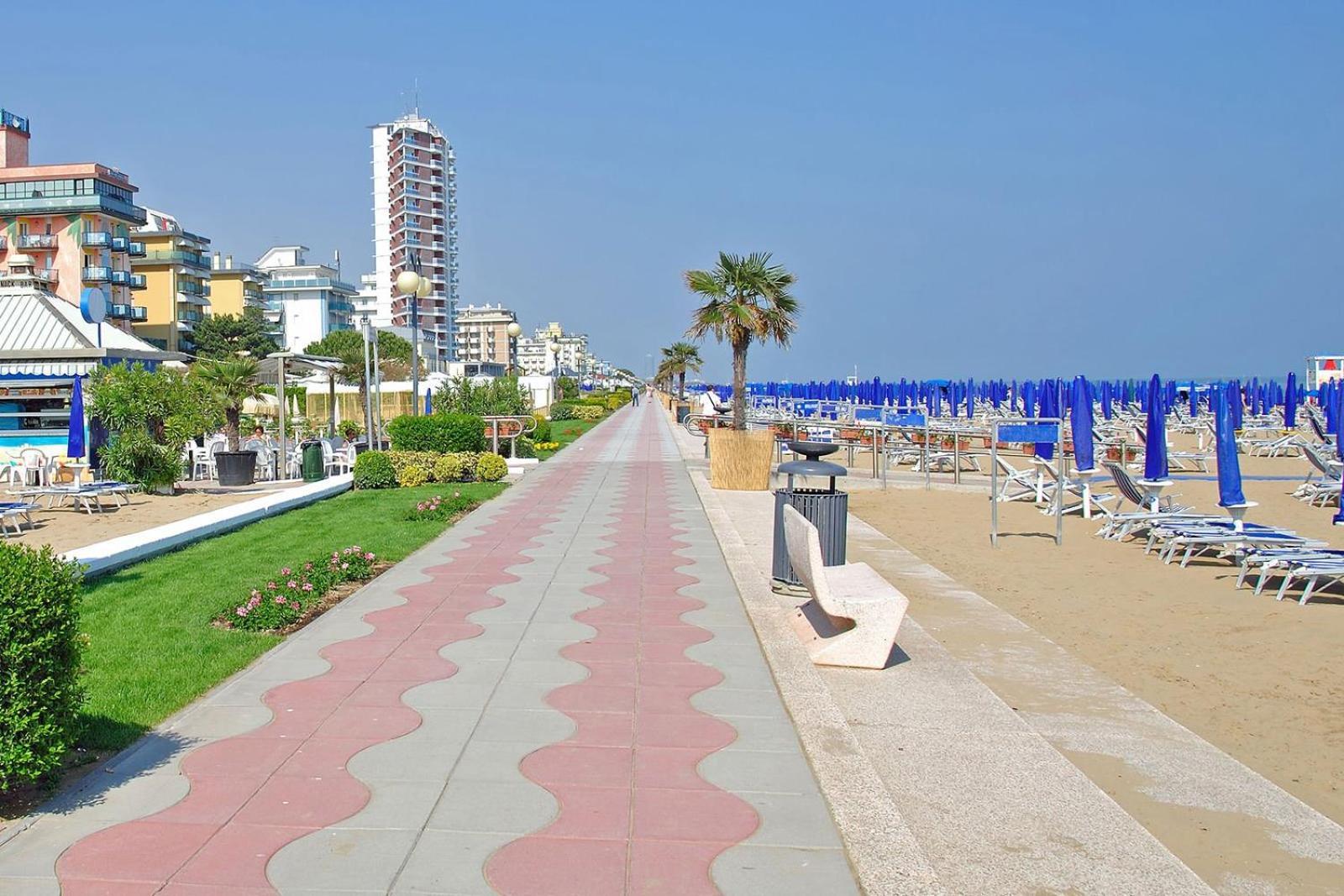 Foscolo Sunset House Apartment Lido di Jesolo Luaran gambar