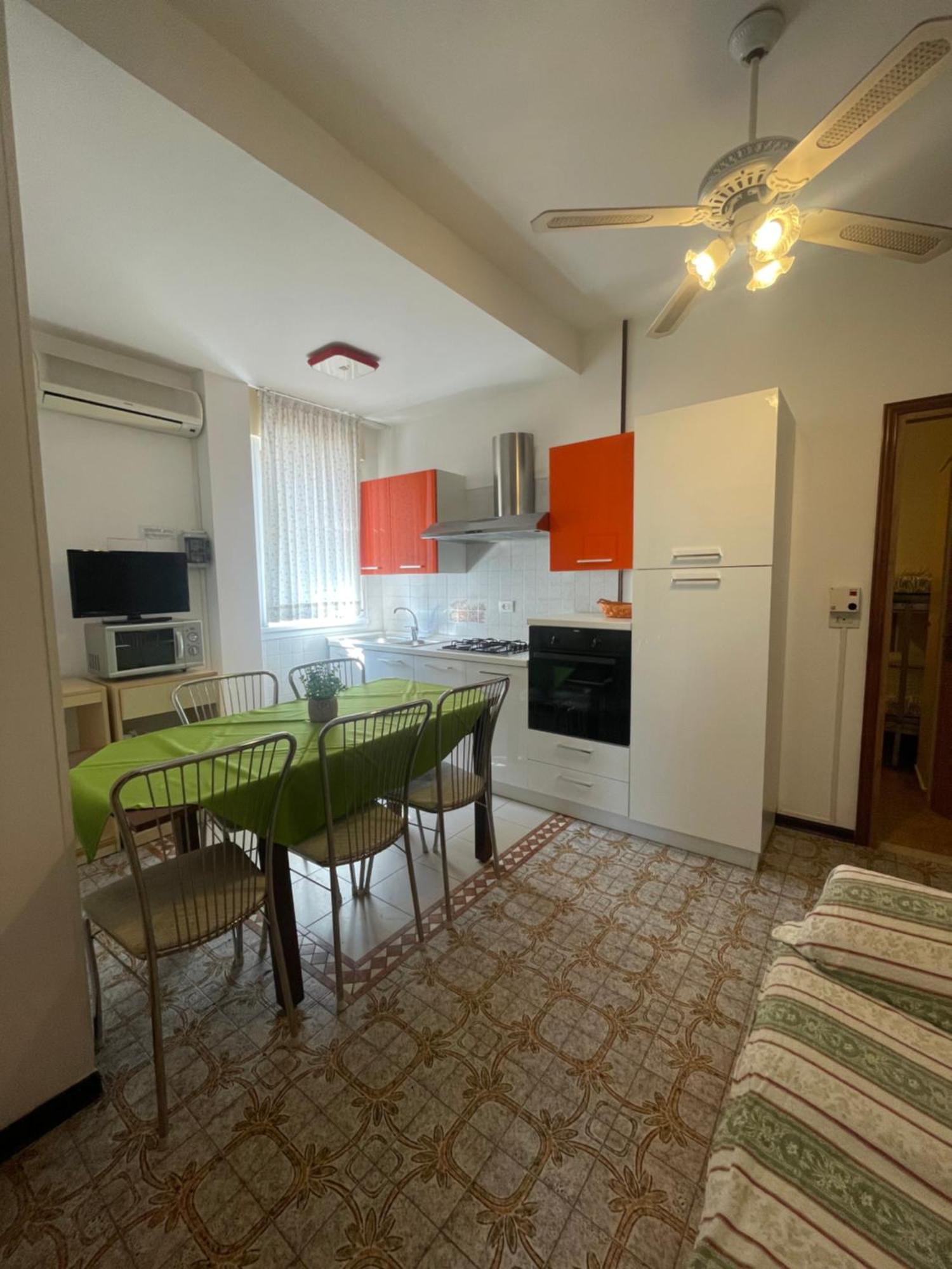 Foscolo Sunset House Apartment Lido di Jesolo Luaran gambar